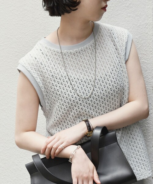 quaranciel(カランシエル)の「quaranciel:〈手洗い可能〉レース クルーネック ノースリーブ プルオーバー(Tシャツ/カットソー・レディース・ホワイト/ライトグレー/ブラック・ONE SIZE)」の3枚目の写真