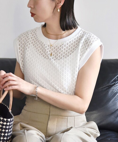 quaranciel(カランシエル)の「quaranciel:〈手洗い可能〉レース クルーネック ノースリーブ プルオーバー(Tシャツ/カットソー・レディース・ホワイト/ライトグレー/ブラック・ONE SIZE)」の4枚目の写真