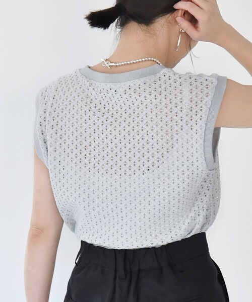 quaranciel(カランシエル)の「quaranciel:〈手洗い可能〉レース クルーネック ノースリーブ プルオーバー(Tシャツ/カットソー・レディース・ホワイト/ライトグレー/ブラック・ONE SIZE)」の12枚目の写真