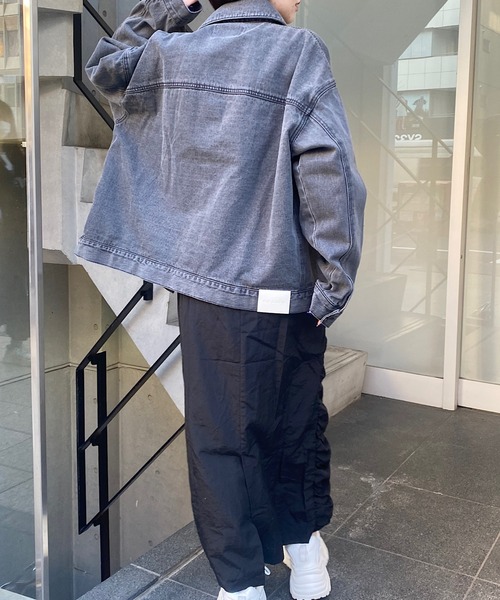 RAY CASSIN(レイカズン)の「オーバーサイズGジャン(デニムジャケット・レディース・グレー/ライトブルー・FREE)」の8枚目の写真