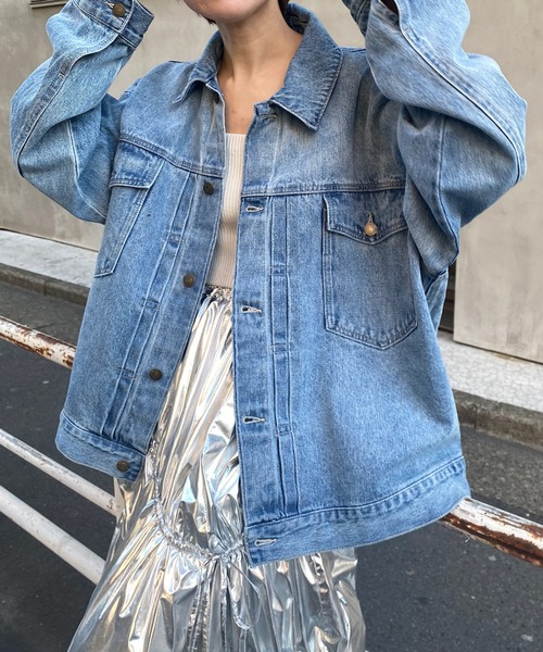 RAY CASSIN(レイカズン)の「オーバーサイズGジャン(デニムジャケット・レディース・グレー/ライトブルー・FREE)」の16枚目の写真