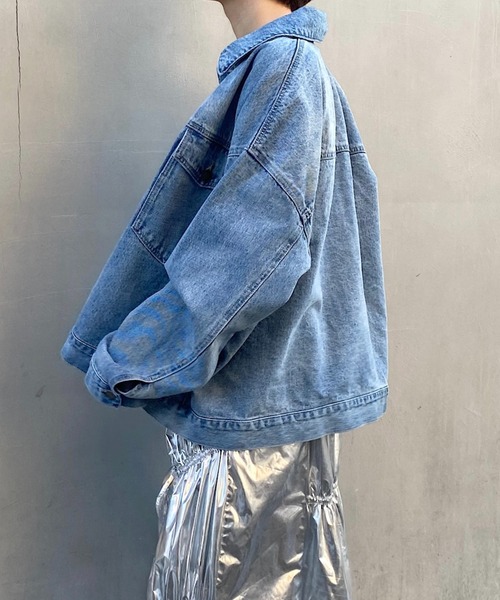 RAY CASSIN(レイカズン)の「オーバーサイズGジャン(デニムジャケット・レディース・グレー/ライトブルー・FREE)」の18枚目の写真