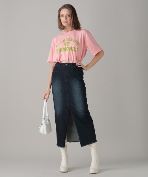 FOREVER 21（フォーエバー トゥエンティーワン）の「【2024SS】アソートグラフィックTシャツ（Tシャツ/カットソー・レディース・ブラック/チャコールグレー/ホワイト/ピンク・SMALL/MEDIUM）」の12枚目の写真