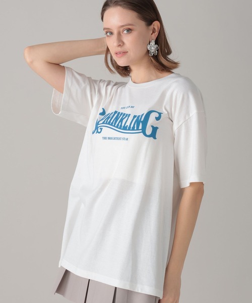 FOREVER 21（フォーエバー トゥエンティーワン）の「【2024SS】アソートグラフィックTシャツ（Tシャツ/カットソー・レディース・ブラック/チャコールグレー/ホワイト/ピンク・SMALL/MEDIUM）」の7枚目の写真