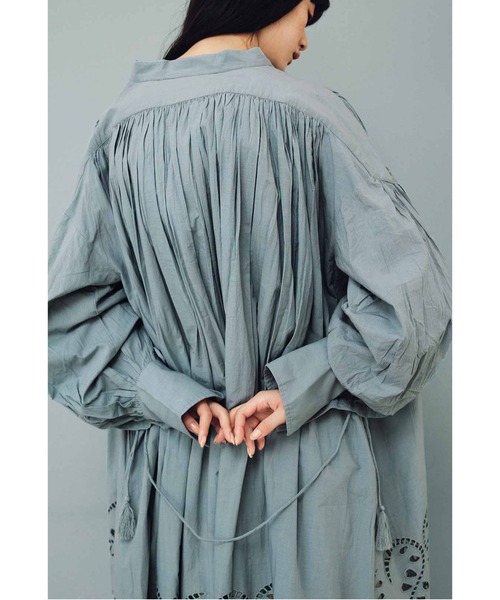 MEDE19F(メデジュウキュウ)の「MEDE19F MADE IN INDIA COLLECTION エンブロイダリーコットンワンピース(ワンピース・レディース・ライトグリーン/ネイビー/オフホワイト/セージグリーン/スミクロ/ライトブルー/ベージュ系その他・2/1/3)」の17枚目の写真