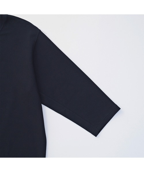 VICTIM(ヴィクティム)の「VICTIM ヴィクティム / 7 SLEEVE CUTSEW ビッグシルエット7部袖ニット / VTM-24-CS-004(ニット/セーター・メンズ・ブラック/ホワイト/ネイビー・MEDIUM/LARGE/X-LARGE)」の6枚目の写真