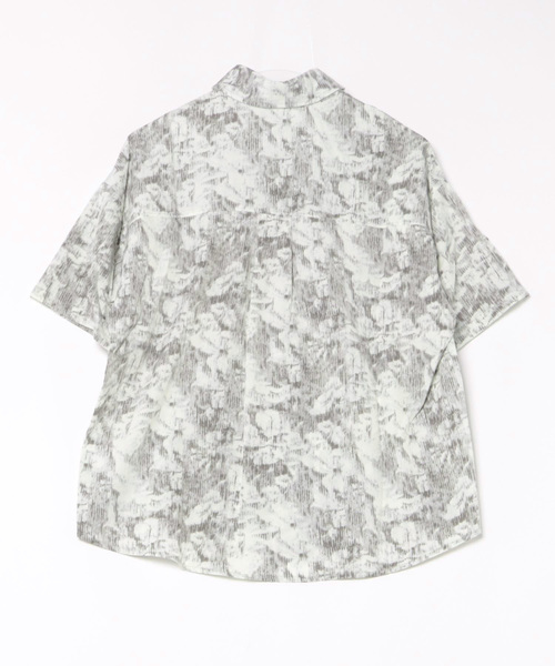 aimoha（アイモハ）の「レトロ柄ブラウス (SS)（シャツ/ブラウス・レディース・ライトグレー・SMALL/MEDIUM/LARGE）」の2枚目の写真