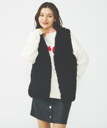 FUR VEST