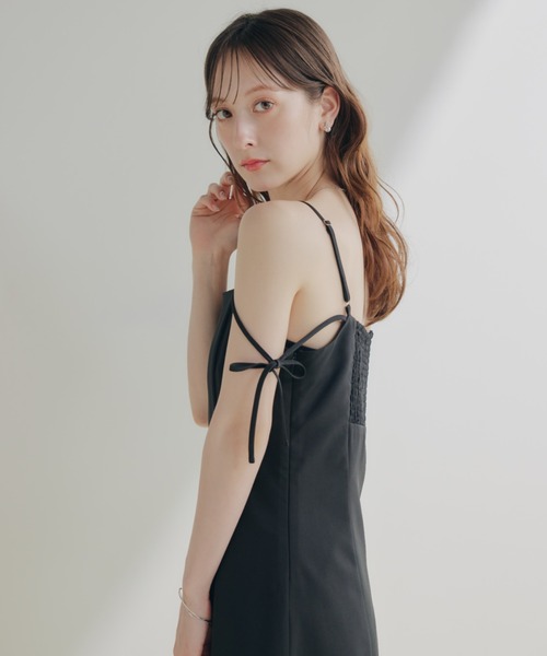 上品♡エレガント【CHANEL】キャミソールワンピース デザインにこだわったエレガントな着こなし。ウォッシュデニム