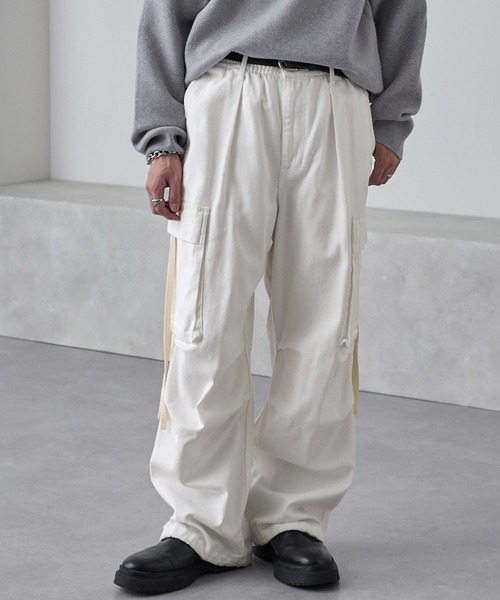MONO-MART（モノマート）の「ヴィンテージメイクバギーセミワイドM-47カーゴデニムパンツ/裾ドローコード（カーゴパンツ・メンズ・アイボリー/グレー/サックスブルー/ブラック/ダークインディゴブルー/インディゴブルー・L/M/S/XS）」の2枚目の写真