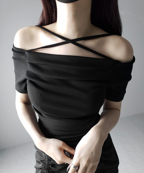 me+em select(ミームセレクト)の「【 3WAY 】クロスストラップオフショルリブTシャツ / cross strap off-shoulder rib Tee(Tシャツ/カットソー・レディース・ホワイト/ブラック・FREE)」の21枚目の写真