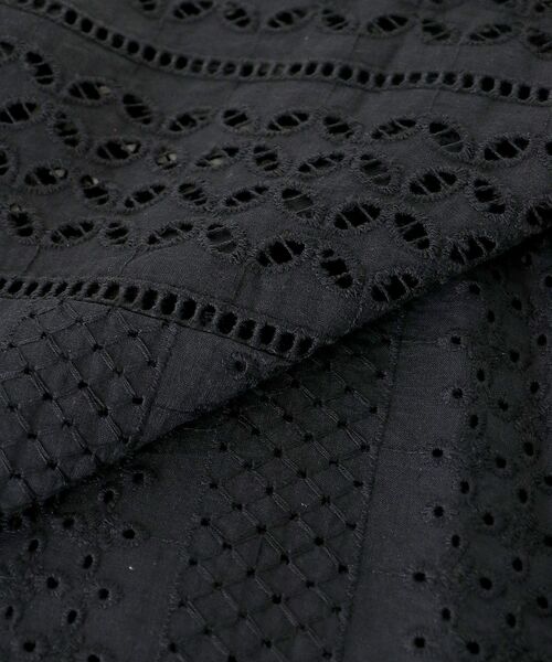 le.coeur blanc(ルクールブラン)の「カットワークレースドルマンブラウス(シャツ/ブラウス・レディース・ブラック/ホワイト/マスタード・38)」の4枚目の写真