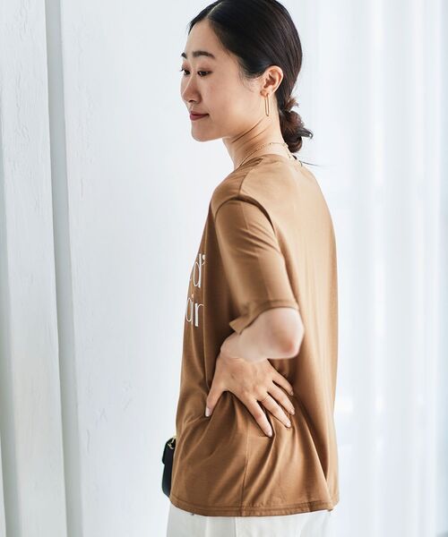 le.coeur blanc（ルクールブラン）の「Lumiere d' espoir.ロゴTシャツ（Tシャツ/カットソー・レディース・グレー/モカ・38）」の15枚目の写真