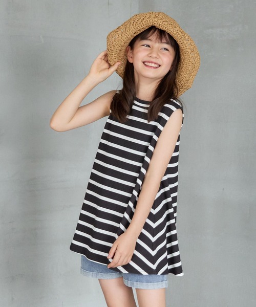 coca(coca)(コカ)の「キッズ 親子お揃いエンボス加工ボーダーノースリチュニック(タンクトップ・キッズ・アイボリー/チャコール・120/130/140/150)」の11枚目の写真