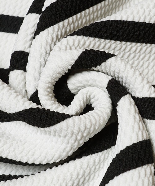 coca(coca)(コカ)の「キッズ 親子お揃いエンボス加工ボーダーノースリチュニック(タンクトップ・キッズ・アイボリー/チャコール・120/130/140/150)」の13枚目の写真