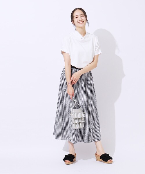 DRESKIP（ドレスキップ）の「◆【高レビュー/UV】さらりと大人カジュアルな装いに 抜け襟Tシャツ（Tシャツ/カットソー・レディース・ブラック/カーキ/ライトベージュ/イエロー/オフホワイト/グリーン・02/03/04）」の22枚目の写真