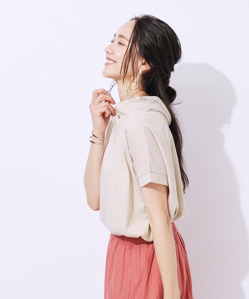 DRESKIP（ドレスキップ）の「◆【高レビュー/UV】さらりと大人カジュアルな装いに 抜け襟Tシャツ（Tシャツ/カットソー・レディース・ブラック/カーキ/ライトベージュ/イエロー/オフホワイト/グリーン・02/03/04）」の19枚目の写真