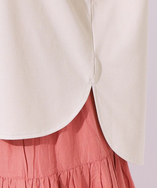 DRESKIP（ドレスキップ）の「◆【高レビュー/UV】さらりと大人カジュアルな装いに 抜け襟Tシャツ（Tシャツ/カットソー・レディース・ブラック/カーキ/ライトベージュ/イエロー/オフホワイト/グリーン・02/03/04）」の7枚目の写真