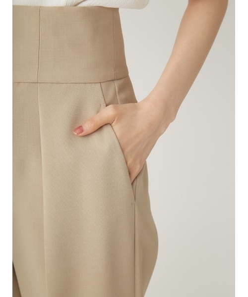 FRAY I.D（フレイアイディー）の「ドライクロスハイウエストパンツ（スラックス・レディース・レッド/ブラック/ベージュ・0/1）」の9枚目の写真