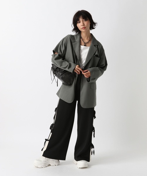 PAGEBOY（ページボーイ）の「カットアウトジャケット（テーラードジャケット・レディース・グレー/ブラック/ブラウン・FREE）」の11枚目の写真
