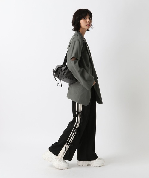 PAGEBOY（ページボーイ）の「カットアウトジャケット（テーラードジャケット・レディース・グレー/ブラック/ブラウン・FREE）」の12枚目の写真