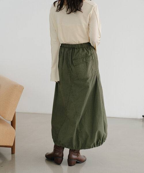 Kastane(カスタネ)の「【2サイズ展開】オーバーダイパラシュートスカート(スカート・レディース・チャコールグレー/カーキ・0/1)」の10枚目の写真