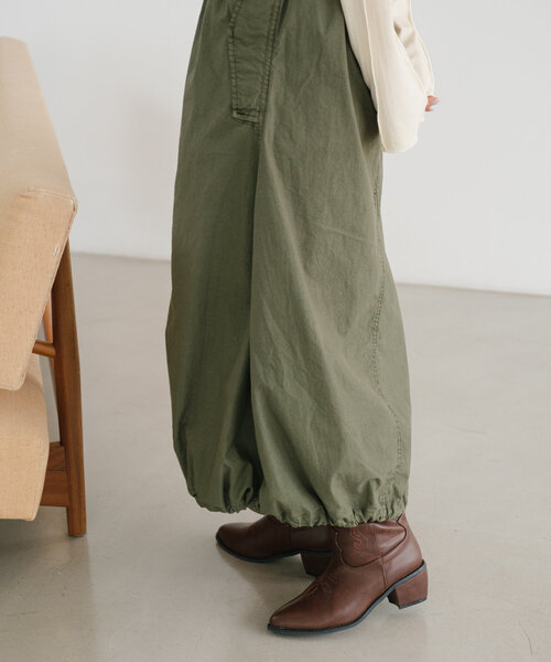 Kastane(カスタネ)の「【2サイズ展開】オーバーダイパラシュートスカート(スカート・レディース・チャコールグレー/カーキ・0/1)」の15枚目の写真