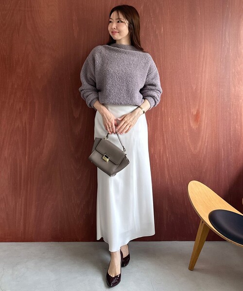 UNFILO(アンフィーロ)の「【新色・新サイズ登場!】サテン ナロースカート(スカート・レディース・ブラック系/アイボリー系/ダルブルー系/ベージュ系/ネイビー系・SMALL/X-SMALL/MEDIUM/LARGE)」の15枚目の写真