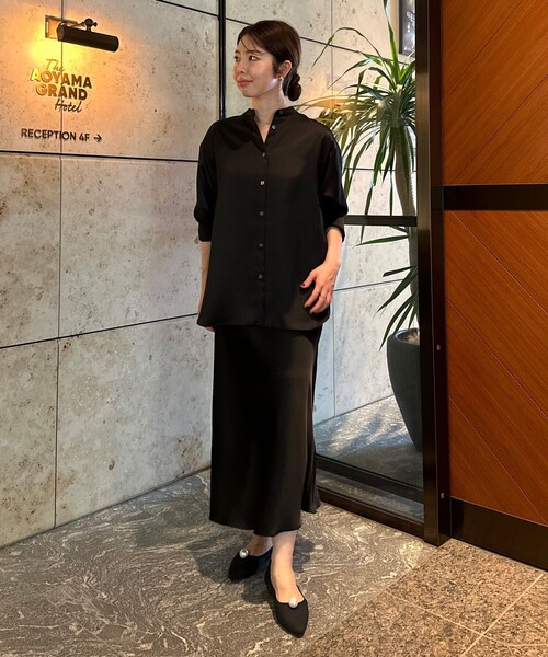 UNFILO(アンフィーロ)の「【新色・新サイズ登場!】サテン ナロースカート(スカート・レディース・ブラック系/アイボリー系/ダルブルー系/ベージュ系/ネイビー系・SMALL/X-SMALL/MEDIUM/LARGE)」の18枚目の写真