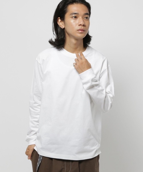 HANES（ヘインズ）の「【Hanes(ヘインズ)】別注BEEFYロンT（Tシャツ/カットソー・メンズ・チャコール/ホワイト/ブラック/グレー・X-LARGE/LARGE/MEDIUM）」の2枚目の写真