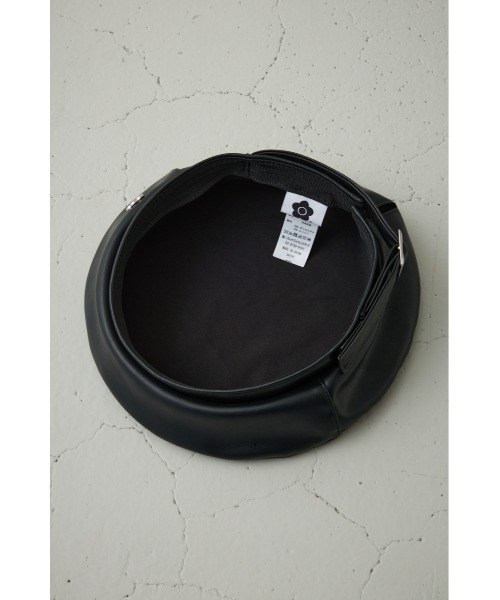 AZUL by moussy（アズールバイマウジー）の「MARY QUANT×AZUL　フェイクレザーベレー（ハンチング/ベレー帽・レディース・ブラック・FREE）」の2枚目の写真