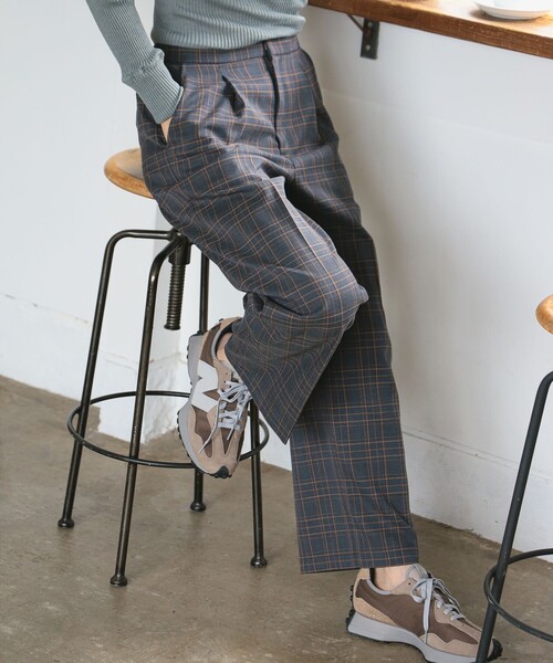 B:MING by BEAMS（ビーミングバイビームス）の「チェック柄 パンツ（S～M）（その他パンツ・レディース・ブラウン/グレー・MEDIUM/SMALL）」の2枚目の写真