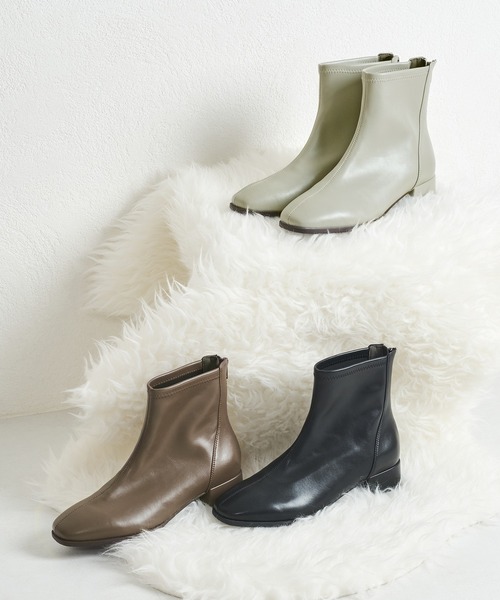 WA ORiental TRaffic（ダブルエーオリエンタルトラフィック）の「バックジップスクエアトゥストレッチブーツ 42403（ブーツ・レディース・ブラック/グレー/ブラウン・S/M/L/LL/3L/SS）」の2枚目の写真