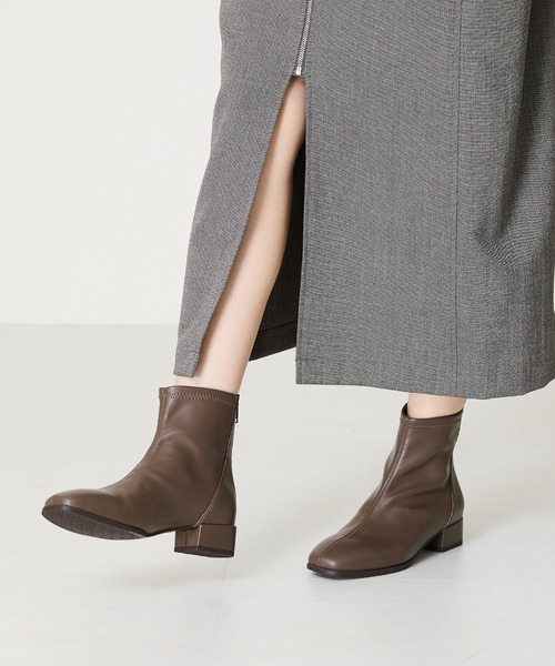 WA ORiental TRaffic（ダブルエーオリエンタルトラフィック）の「バックジップスクエアトゥストレッチブーツ 42403（ブーツ・レディース・ブラック/グレー/ブラウン・S/M/L/LL/3L/SS）」の19枚目の写真