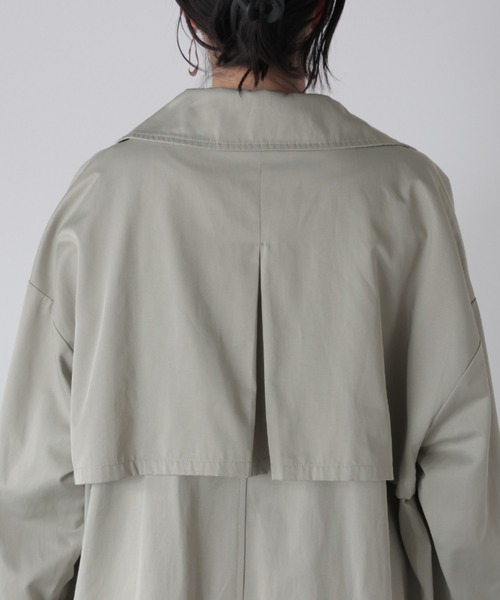 HUG.U（ハグユー）の「ライトトレンチコート（トレンチコート・レディース・ブラック/ナチュラル/セージグリーン・FREE）」の21枚目の写真