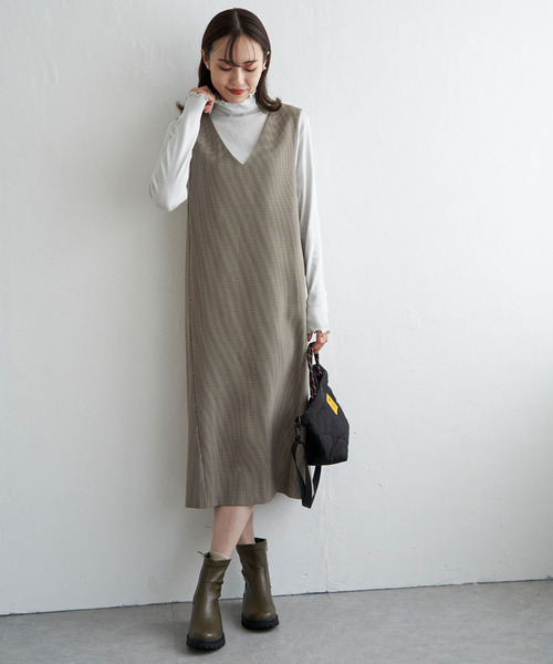 ikka(イッカ)の「Vネックジャンパースカート(ジャンパースカート・レディース・ダークブラウン/ライトグレー/ブラウン系その他/ブラック・L/M/S)」の21枚目の写真