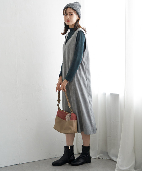 ikka(イッカ)の「Vネックジャンパースカート(ジャンパースカート・レディース・ダークブラウン/ライトグレー/ブラウン系その他/ブラック・L/M/S)」の14枚目の写真