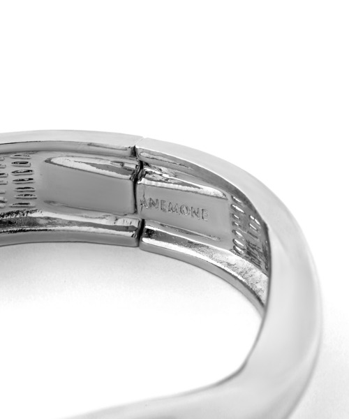 ANEMONE（アネモネ）の「ツイストメタルバングル（バングル/リストバンド・レディース・シルバー・FREE）」の6枚目の写真