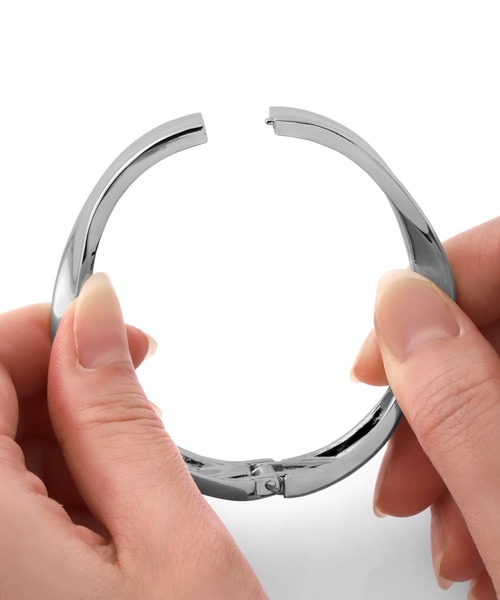 ANEMONE（アネモネ）の「ツイストメタルバングル（バングル/リストバンド・レディース・シルバー・FREE）」の7枚目の写真