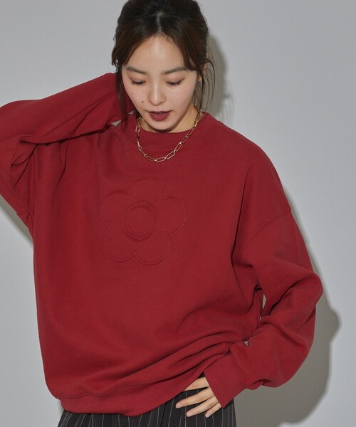PUBLUX(パブリュクス)の「MARY QUANT × PUBLUX/マリークワント フラワーモチーフ ドッキング オーバーサイズスウェット 限定展開(スウェット・レディース・グレー/チャコールグレー/ピンク/レッド・フリ-)」の16枚目の写真