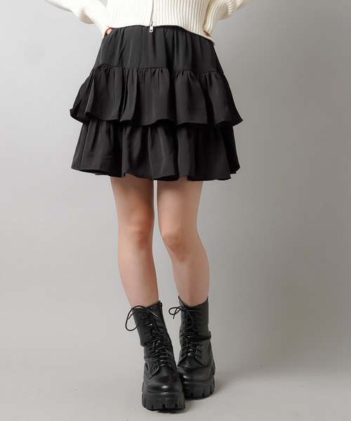 SPINNS(スピンズ)の「待望の再入荷★【軽やかな素材で、ふんわり可愛い♪】フリルティアードミニスカート / インナーパンツ付き(スカート・レディース・ブラック/ホワイト/ベージュ/サックスブルー・ONESIZE)」の20枚目の写真