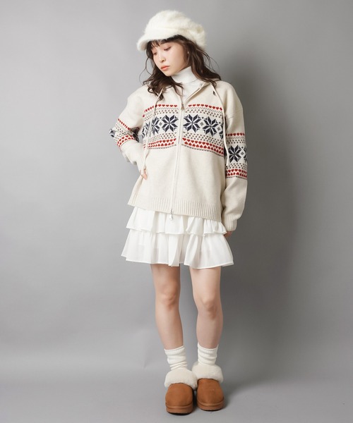 SPINNS（スピンズ）の「待望の再入荷★【軽やかな素材で、ふんわり可愛い♪】フリルティアードミニスカート / インナーパンツ付き（スカート・レディース・ブラック/ホワイト/ベージュ/サックスブルー・ONESIZE）」の22枚目の写真