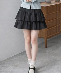 SPINNS（スピンズ）の「待望の再入荷★【軽やかな素材で、ふんわり可愛い♪】フリルティアードミニスカート / インナーパンツ付き（スカート）」
