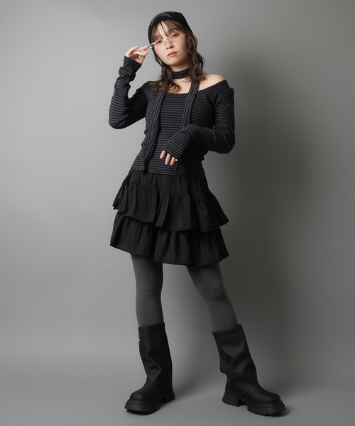 SPINNS(スピンズ)の「【軽やかな素材で、ふんわり可愛い♪】フリルティアードミニスカート / インナーパンツ付き(スカート・レディース・ブラック/ホワイト/ベージュ/サックスブルー・ONESIZE)」の6枚目の写真