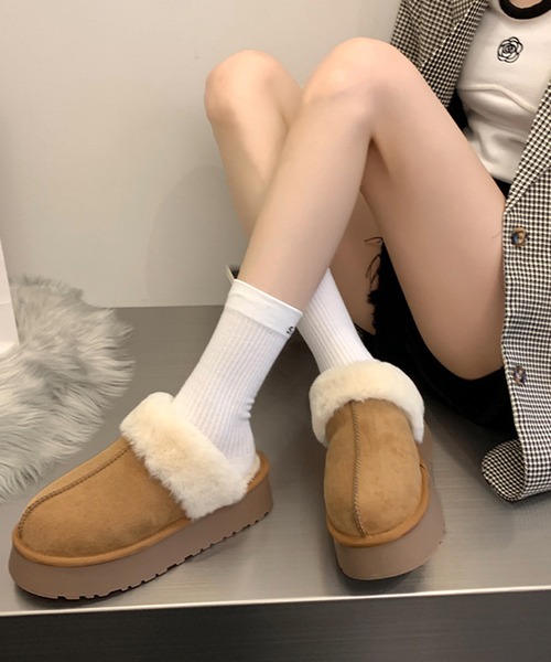 MEMECLE（メメクル）の「【 MEMECLE / メメクル 】厚底 ファースリッポン ムートンブーツ（スリッポン・レディース・アイボリー/ブラウン/ブラック・L/M/S）」の17枚目の写真