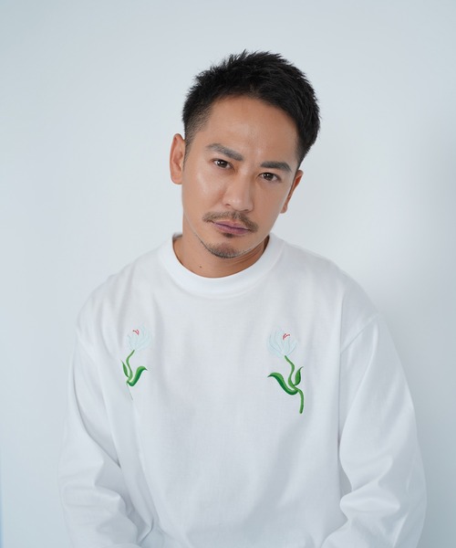 #Re:room(リルーム)の「マーファフラワーエンブロイダリーロングスリーブ(Tシャツ/カットソー・メンズ・ホワイト/ブラック・S-M/M-L/L-XL)」の3枚目の写真