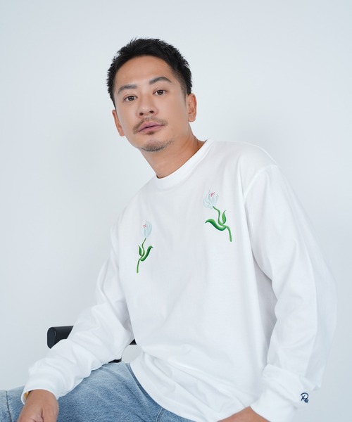 #Re:room(リルーム)の「マーファフラワーエンブロイダリーロングスリーブ(Tシャツ/カットソー・メンズ・ホワイト/ブラック・S-M/M-L/L-XL)」の5枚目の写真