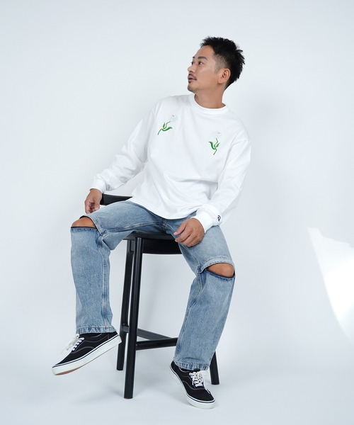 #Re:room(リルーム)の「マーファフラワーエンブロイダリーロングスリーブ(Tシャツ/カットソー・メンズ・ホワイト/ブラック・S-M/M-L/L-XL)」の7枚目の写真