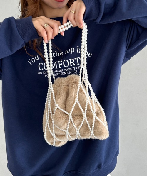 ファー　バッグ　ビーズ ハローキティ ビーズ刺繍 ファー 巾着バッグ【直営店限定