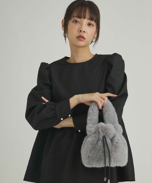 fifth(フィフス)の「フェイクファーバケットバッグ(ハンドバッグ・レディース・ブラック/グレー/モカ/ピンク・FREE)」の2枚目の写真